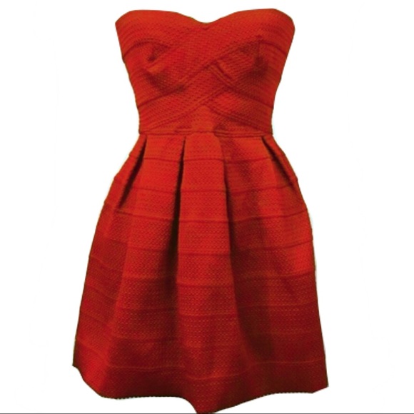 Sans Souci textured fit & flare mini dress - Picture 2 of 8